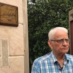 عکس| بوسه تاریخی جهان پهلوان تختی بر گونه حبیبی در حضور مالک باشگاه استقلال