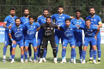 عکس | پیراهن جدید استقلال برای فصل آینده