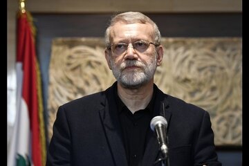 لبنانی ها با هشتگ “ایران پشتیبان ماست” به استقبال سفر لاریجانی رفتند