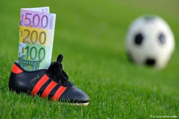 محکومیت بدوی ۹ متهم فساد فوتبال رفسنجان به ۱۲۲ ماه حبس