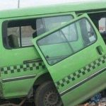 مصدومیت ۱۳ نفر بر اثر واژگونی ون زائران اربعین
