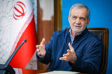 پزشکیان: صلحی که دشمن شما را به آن دعوت می کند، دفع نکنید/ می‌خواهید بجنگید؟خب آن‌ها که زدند، دوباره درست کنیم، آن ها هم دوباره می زنند!