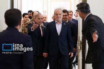 ژنرال پاکستانی: هیچ چیزی مانع از تلاش پزشکیان نشد/او در جنگ ۱۲روزه دستاورد بزرگی داشت/او یک پزشک است و به خوبی از ایران صیانت می‌کند