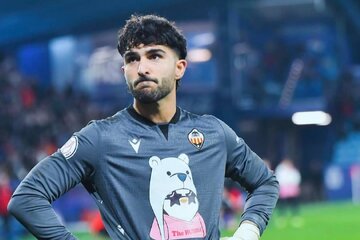 یک پرسپولیسی گزینه جانشینی بیرانوند در تراکتور