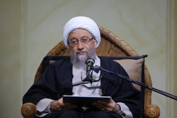 آملی لاریجانی: جایگزینی سریع فرماندهان شهید در جنگ ۱۲ روزه و اطمینان‌بخشی رهبری در اوج بحران، نماد نصرت الهی بود/ اسرائیل حیوان دست‌آموز آمریکا است