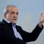انتقاد صریح پزشکیان از طرح های انتقال آب بدون انجام مطالعه/ از حضرت آقا درخواست کردم که کارمندان ۹ بیایند و ۱۳ بروند، چرا که کاری انجام نمی‌دهیم