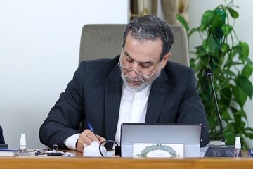 توصیه عراقچی به سه کشور اروپایی : حکایت ” استفاده نکنی از دستت رفته” ، کارایی ندارد