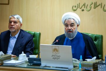 حسن روحانی: جنگ ۱۲ روزه تقابل بین دانش شرق و غرب بود/ تجهیزاتمان در بخش نظامی عمدتا شرقی‌اند اما دشمن در بالاترین سطح از تکنولوژی غربی است