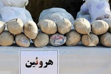 دستگیری قاچاقچی حرفه‌ای با ۲.۵ کیلوگرم موادمخدر در بزرگراه آزادگان
