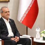 دیدار پزشکیان با امیر قطر در دوحه/ عراقچی کنار رئیس جمهور نشست+ عکس