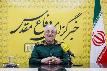 سردار طلایی نیک:  دشمنان با شکست در عرصه نظامی، تهاجم خود را در قالب جنگ روانی، اقتصادی، سیاسی و امنیتی ادامه می‌دهند