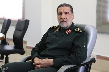 سردار کوثری: شهید حسن محقق ساعت ۱۰ شب به خانه ما آمد و گفت امشب قطعاً اسرائیل حمله می‌کند/ شهید رشید تعدا هواپیماهای دشمن را نیز مشخص کرده بود