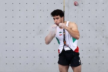 علیپور نزدیک مدال جهانی ایستاد