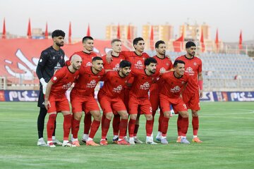 عکس | رونمایی رسمی تراکتور از جانشین بیرانوند