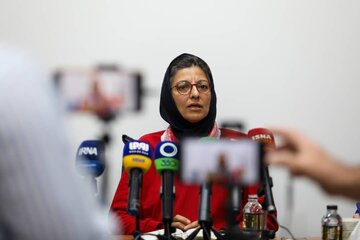 فوتسال زنان ایران بیمار است/از باشگاه استقلال گلایه دارم!