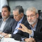 لاریجانی: آمریکا شرط گذاشت که برد موشک‌های ایران به کمتر از ۵۰۰ کیلومتر برسد/ آمریکا از توافق خارج شد و اروپا بدعهدی کرد، حال چه کسی باید اعتراض کند؟