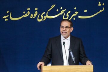 نتیجه پرونده آرمان علی وردی چه شد؟/مخالفت  شرکت هواپیمایی برای انتقال زندانی ایرانی در بلژیک