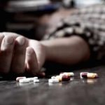 نشانه ها و عوامل موثر در بروز خودکشی / آمار ۳ برابری «اقدام به خودکشی» زنان نسبت به مردان