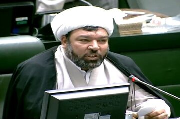 کنایه نماینده مجلس به ظریف و دولت روحانی: اگر اسنپ بک برگشته؛ سکه‌های برجامی هم باید برگردد!