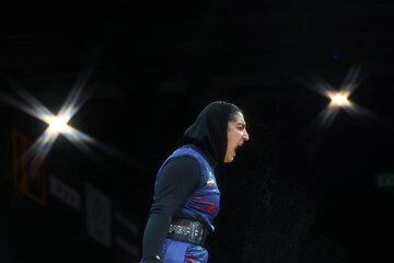 2 برنز دختر وزنهبردار ایران در بازیهای آسیایی جوانان