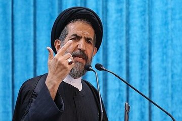 ابوترابی‌فرد: اگر مسلمانان در جنگ جهانی اول و دوم قدرتمند بودند، حقوق‌شان پایمال نمی‌شد/ خطیب نماز جمعه تهران چگونه از یحیی سنوار یاد کرد؟