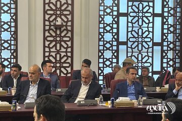 ادامه درگیری مدیران عامل استقلال!