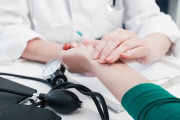 این خوراکی‌ها فشار خون را بالا می‌برند