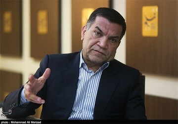 توصیه مهم نمازی به مسئولان؛ حالا که در خارج تنهایید ، مردم را دریابید