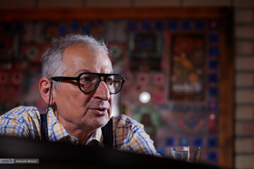 زیباکلام خطاب به عراقچی: چطور طی سی سالی که روسیه و چین تسلیحات هسته‌ای تولید می‌کردند، هیچ اعتراضی نکردید؟