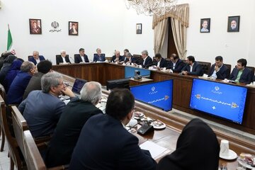 عارف: هدف دولت و مجلس در اجرای برنامه هفتم، پیشرفت است/ وارد مچگیری شویم، نمیتوانیم به اهدافمان دست یابیم