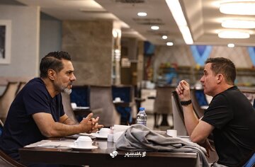 عکس| جلسه مهم اوسمار در تبریز؛ شایعه‌ها پایان یافت