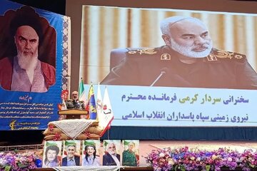فرمانده ارشد سپاه: واکنش شجاعانه نیروهای مسلح و هدایت‌های رهبری دشمن را به آتش بس واداشت/ امام جمعه مهاباد: انتصاب سریع فرماندهان دشمن را شگفت زده کرد
