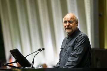 قالیباف: ۸۰ درصد اقتصاد کشور دولتی است/ زشتی خام سوزی از خام فروشی بیشتر نباشد کمتر نیست 