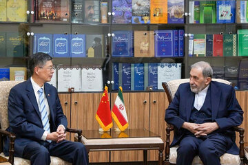 قدردانی ولایتی از چین در خصوص مکانیسم ماشه/ حمایتهای سازنده پکن در مجامع بینالمللی نشاندهنده عمق همکاریهای دوستانه و اعتماد متقابل دو کشور است