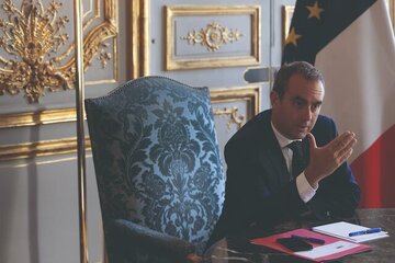 نخست‌وزیر جدید فرانسه وزیران خود را انتخاب کرد/  نوئل بارو وزیر خارجه ماند