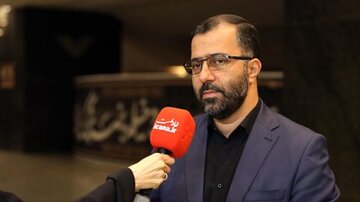 پاسخ تند یک نماینده مجلس به روحانی: کسی که در اتاق شیشهای نشسته، به سمت دیگران سنگ پرتاب نمیکند!