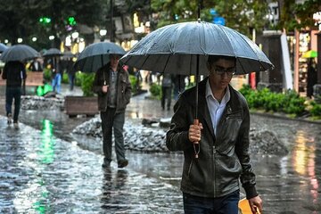 پیش‌بینی وضعیت هوا طی روزهای آینده/ کدام استان ها بارانی می شوند؟