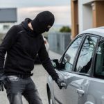 کارآگاه‌بازی زن کنجکاو دزد را به دام انداخت