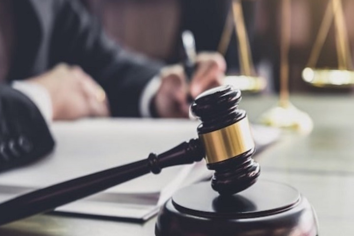 چگونه یک وکیل خوب در اراک انتخاب کنیم؟