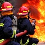 آتش‌سوزی رستورانی در غرب تهران/ سرایت شعله‌ها به بانک مجاور