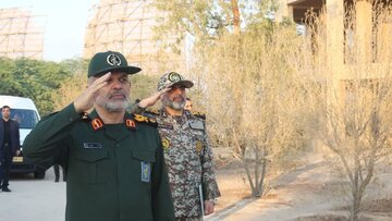 ادامه بازدیدهای میدانی فرماندهان ارشد نیروهای مسلح از مواضع پدافندی/ جانشین ستاد کل به کدام سایت‌ و مواضع پدافندی رفت؟