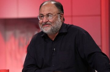 ادعای محمد صادق کوشکی: ظریف و تیم او ۲۷۰ کیلو آجیل و پاستیل خریدند و خوردند!