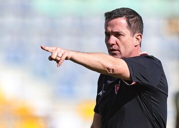 اوسمار:  امیدوارم رابطه مودبانه و حرفه‌ای در جهت پیشرفت داشته باشیم!