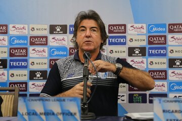 اینکه پرسپولیس قبل از دربی یک بازی می‌کند بی‌احترامی به ماست/ در بازی فردا میهمان هستیم!