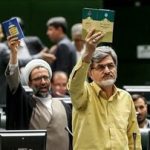 بگومگوی کوچک زاده با قالیباف/ حمله نماینده تندرو به ظریف و روحانی؛ صحبت‌هایشان نادانانه و از روی خباثت بود/ رئیس مجلس: خارج از دستور صحبت نکنید