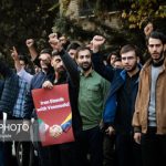 تصاویری از تجمعات دانشجویی مقابل دفتر حافظ منافع آمریکا/ شعار دانشجویان چه بود؟