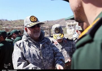 تصویری از بازدید فرماندهان ارشد سپاه از یک پالایشگاه مهم در جنوب/ کدام فرماندهان از کدام پالایشگاه بازدید کردند؟