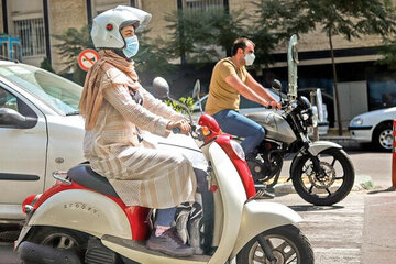 توضیحات دبیر شورای عالی انقلاب فرهنگی درباره صدور گواهینامه موتور برای زنان/ برخی آداب شرعی در موتورسواری را رعایت نمی‌کنند