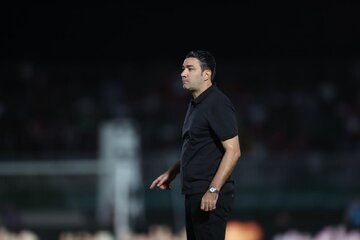 جواد نکونام شکایت از سرمربی استقلال را پس گرفت