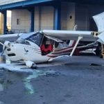 حادثه در فرودگاه تبریز؛ برخورد هواپیما با ساختمان/ عکس